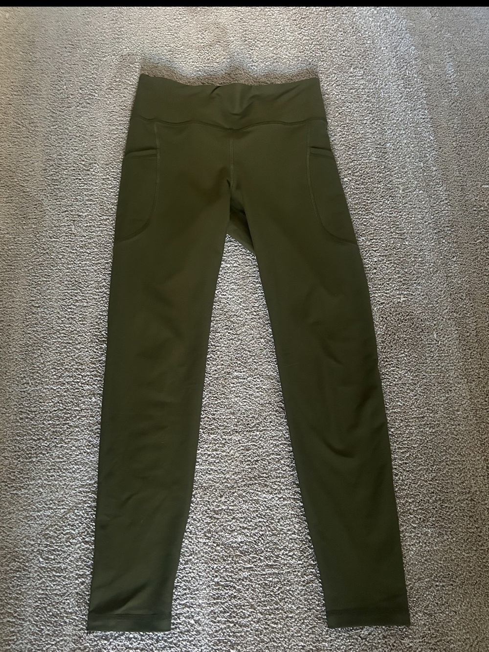 Old Navy Active Powersoft High waisted Go Dry Pocket Dark Olive Green Leggings